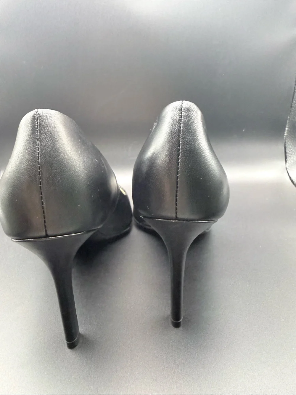 Naturalizer - Leather Pointed Toe Anna Stiletto Pumps